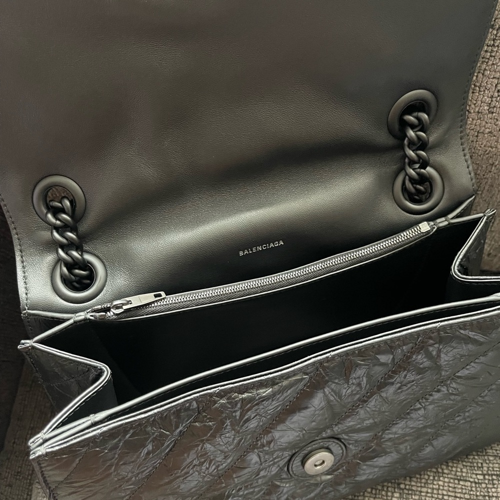 Balenciaga Black Quilted Women's Bag - Picture 2 of 5